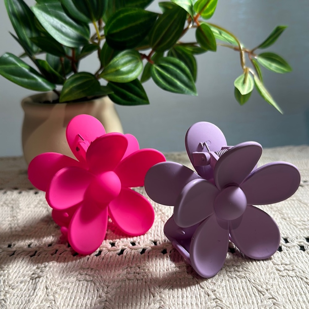 Flower hair claw clips